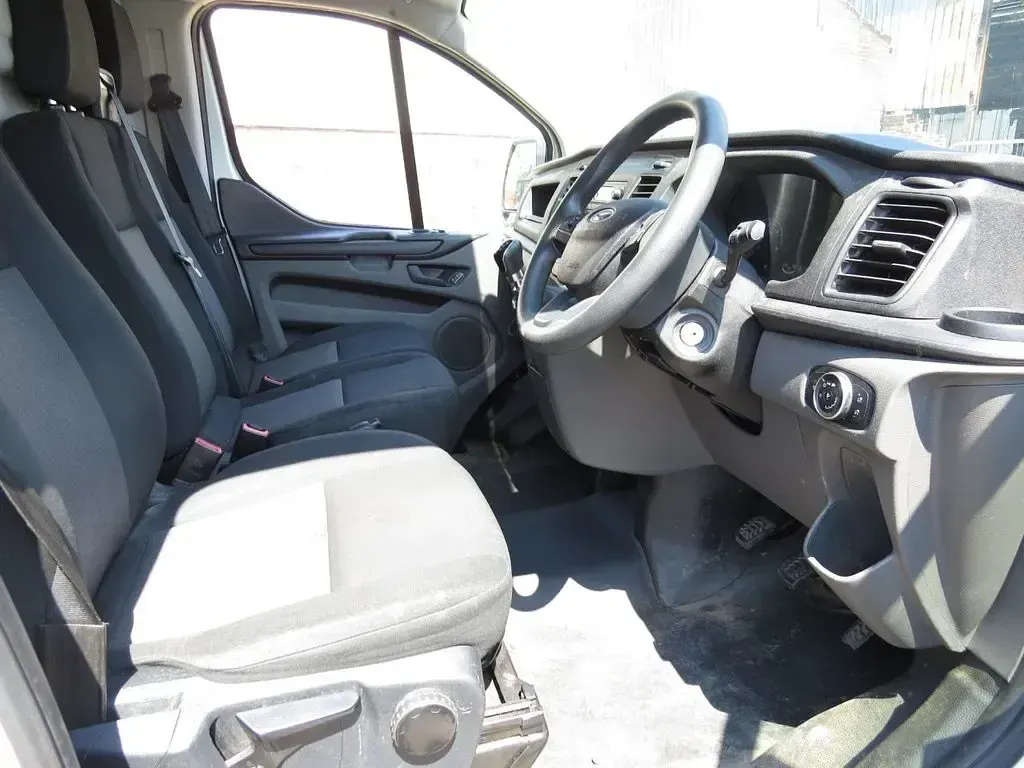 Used Ford Transit Custom 130 HP (95 kW) 2018 White Van