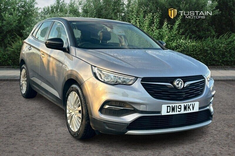 Grey Used 2019 Vauxhall Grandland X Sport SUV | £10,999 (Fair price) - Image 1/4