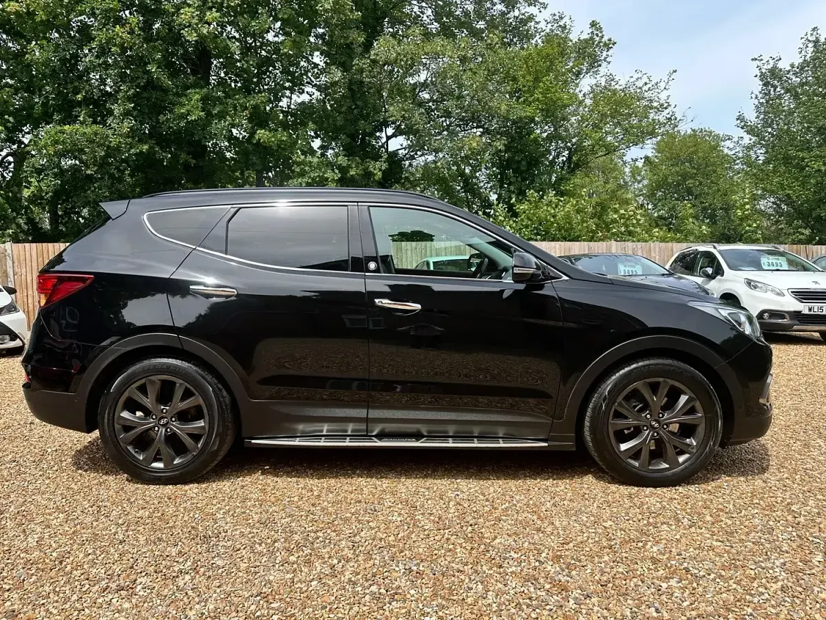 Used Hyundai Santa Fe Edition 200 HP (147 kW) 2018 Black SUV