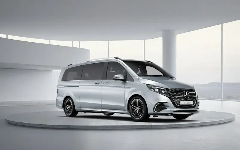 Used Mercedes V220 Premium 163 HP (119 kW) 2026 MPV