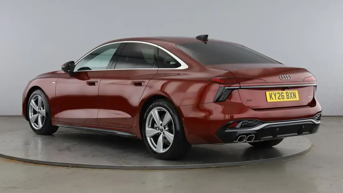 Novo Audi A6 S-Line 204 HP (150 kW) 2026 Vermelho Sedan