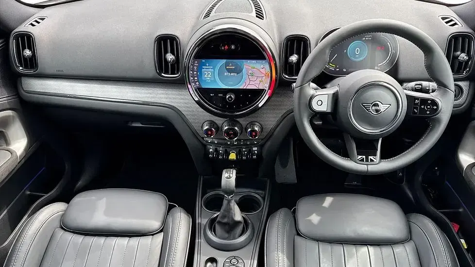 Used Mini Cooper S Countryman Exclusive 219 HP (161 kW) 2022 Red SUV