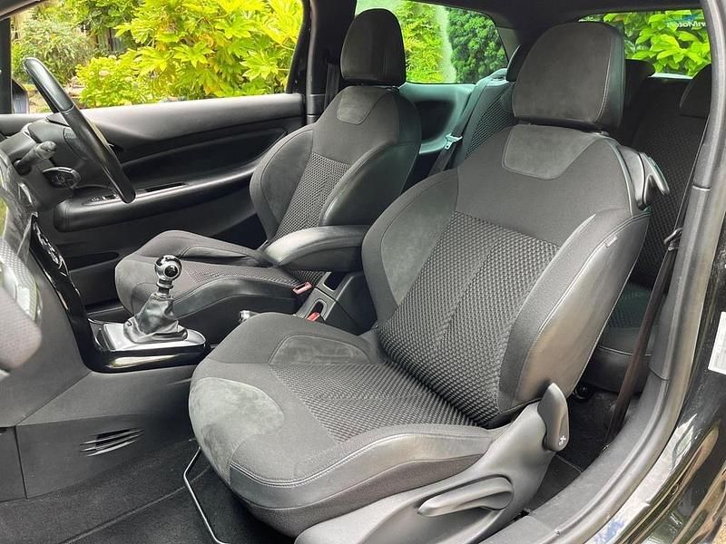 Used Citroën DS3 150 HP (110 kW) 2013 Black Hatchback