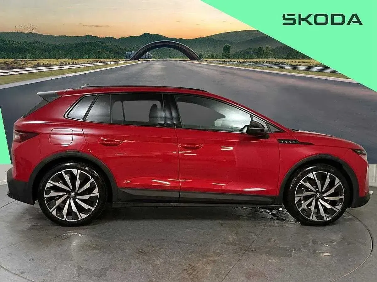 Used Skoda Elroq SportLine 210 kW (286 HP) 2025 Red SUV