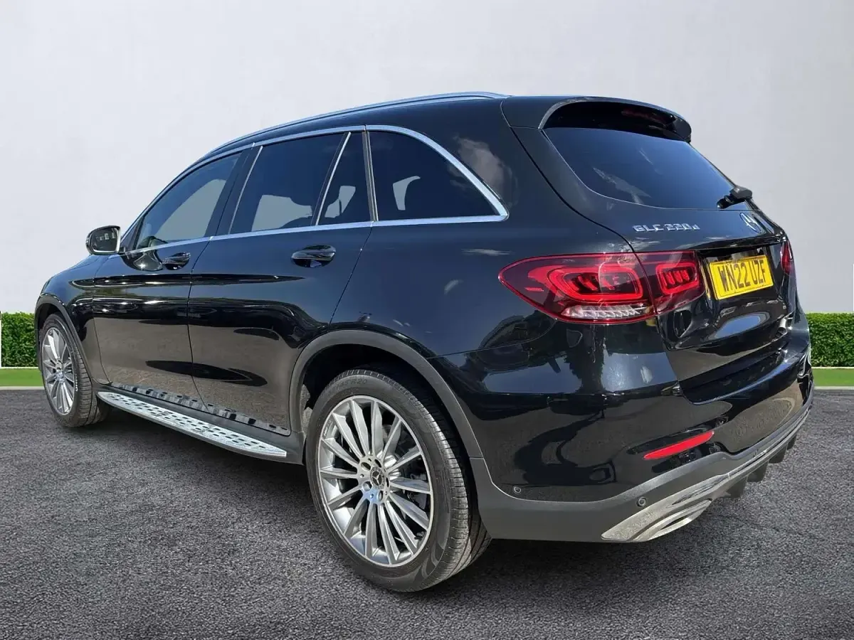 Used Mercedes GLC220 AMG Line Premium 2022 Black SUV