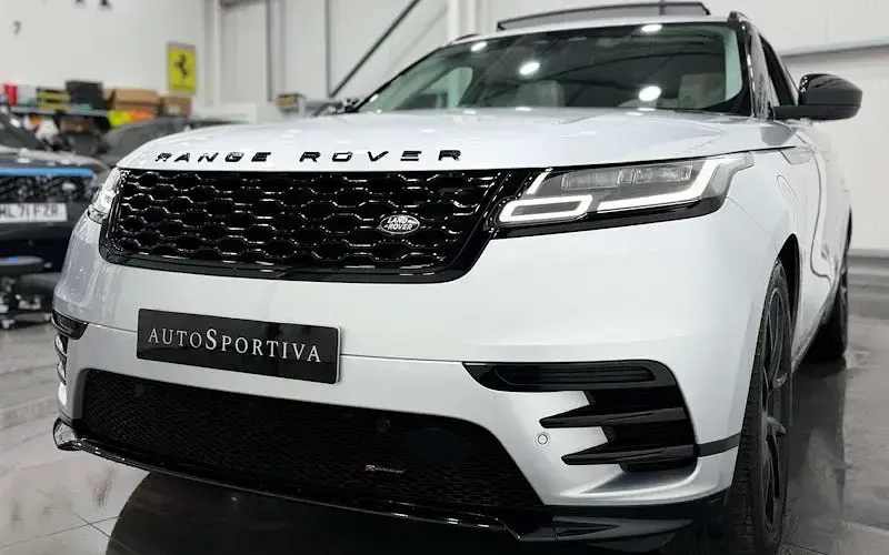 Used Land Rover Range Rover Velar HSE Dynamic 204 HP (150 kW) 2022 Silver SUV