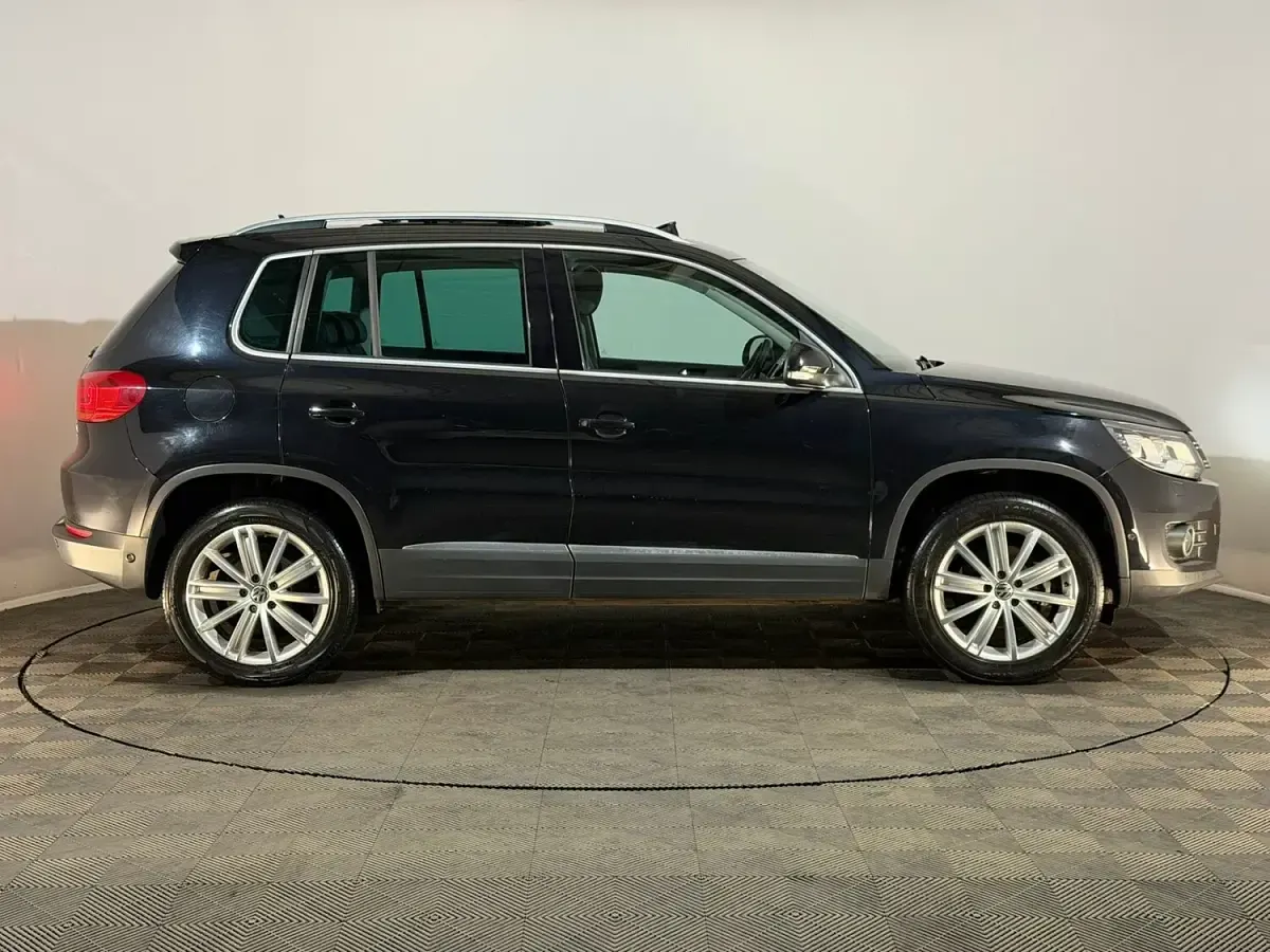 Used VW Tiguan SE 170 HP (125 kW) 2011 Black SUV