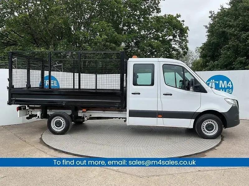 Used Mercedes Sprinter 140 HP (102 kW) 2019 White Van