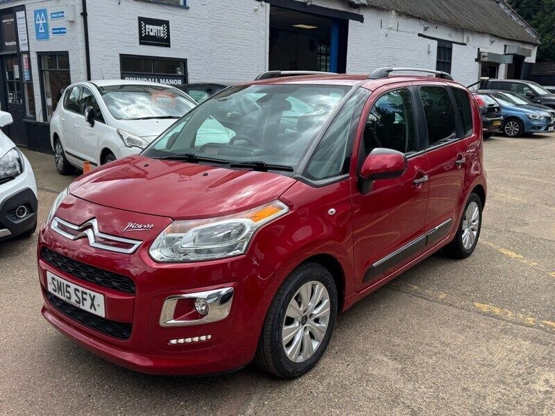 Red Used 2015 Citroën C3 Picasso Exclusive MPV | £5,795 (Fair price) - Image 1/4