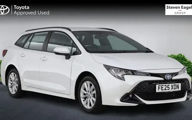 Used Toyota Corolla 140 HP (102 kW) 2025 Estate