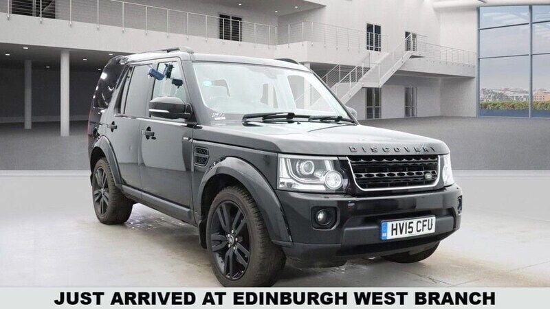 Black Used 2015 Land Rover Discovery 4 HSE SUV | £15,495 (Fair price) - Image 1/4