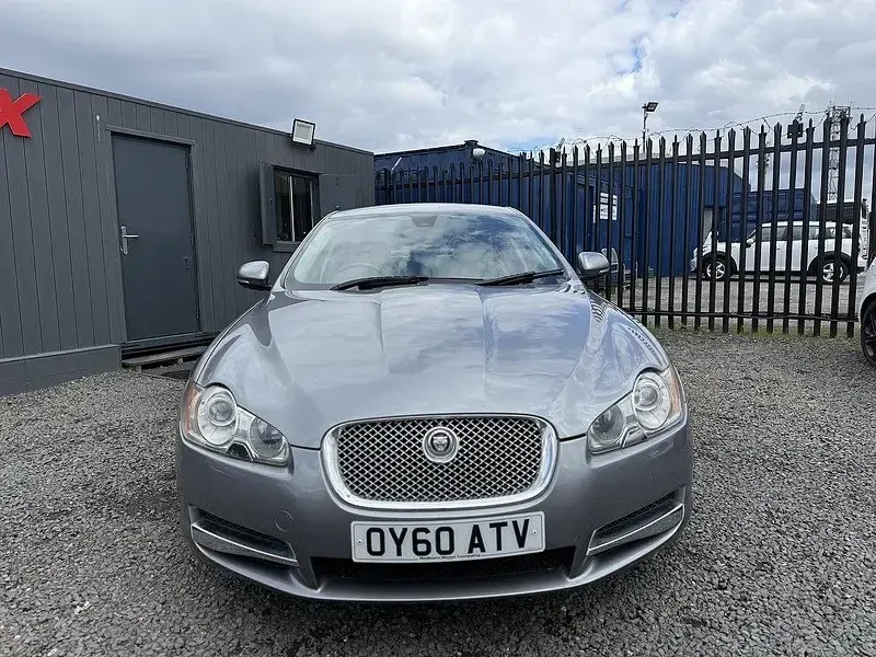 Second-hand Jaguar XF Luxury 2010 Gri Berlinǎ