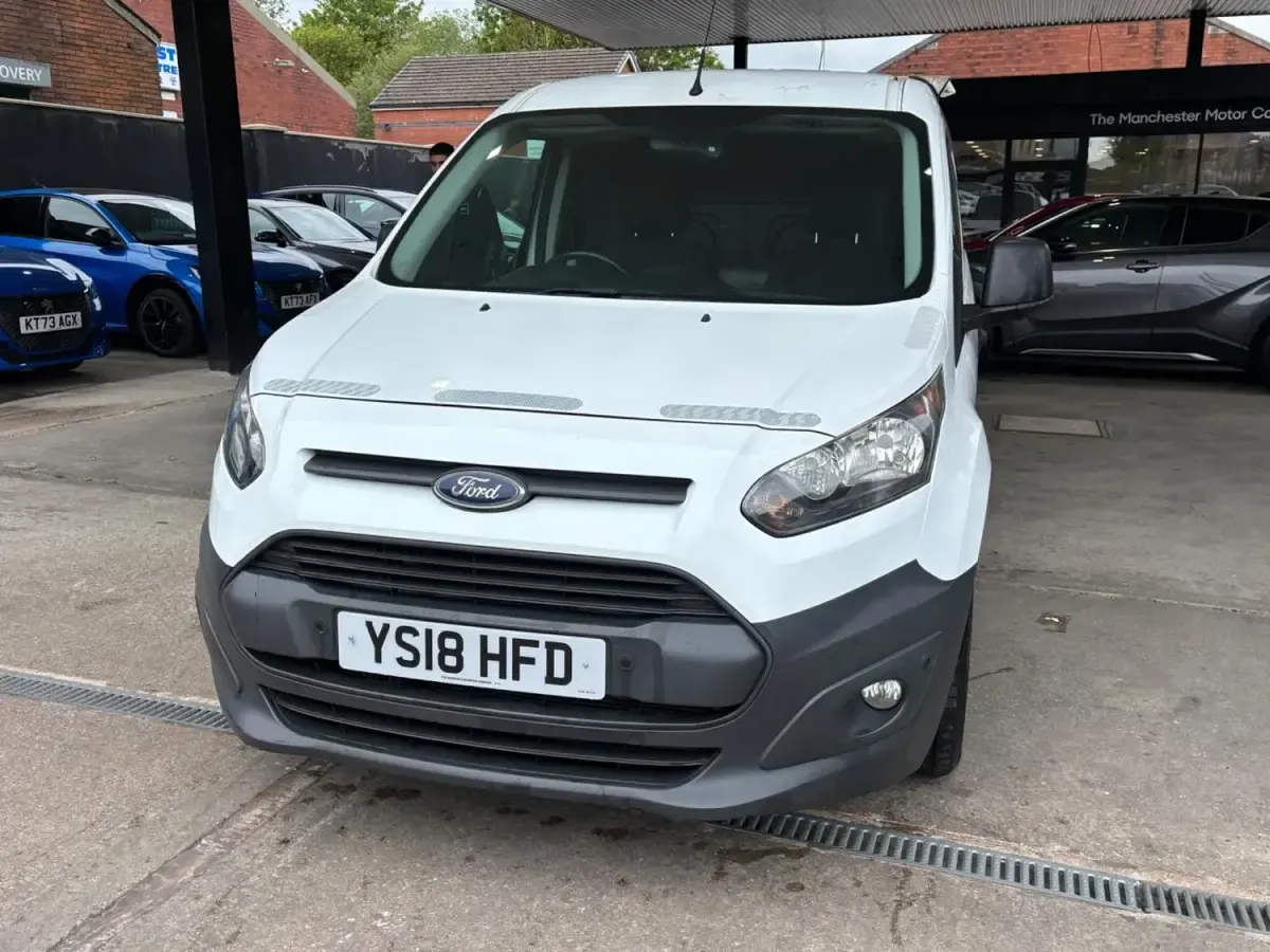 Usado Ford Transit Connect 100 HP (73 kW) 2018 Branco Monovolume