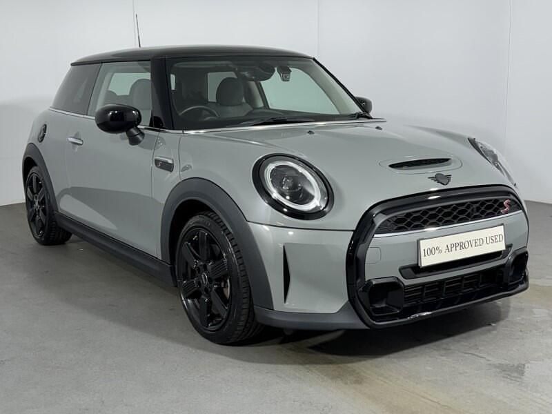 Used Mini Cooper S Classic 176 HP (129 kW) 2022 Grey Hatchback