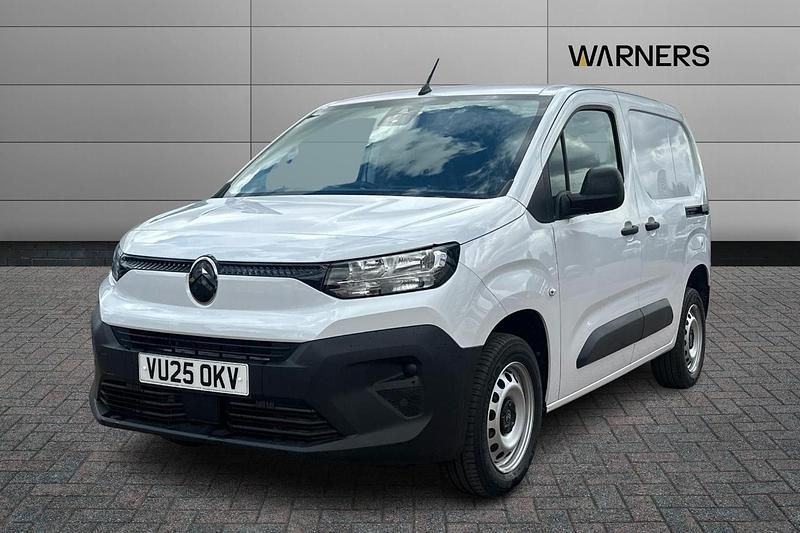 New Citroën Berlingo 101 HP (74 kW) 2025 White MPV