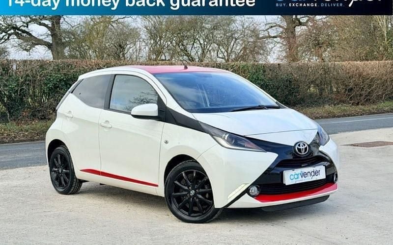 Usado Toyota Aygo x-press 69 HP (50 kW) 2018 Citadino