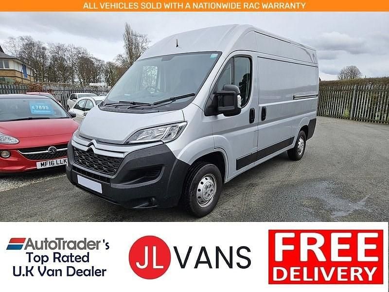 Used Citroën Relay 140 HP (102 kW) 2022 Grey Van