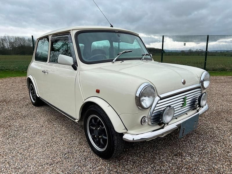 Used Rover Mini 1998 White Sedan
