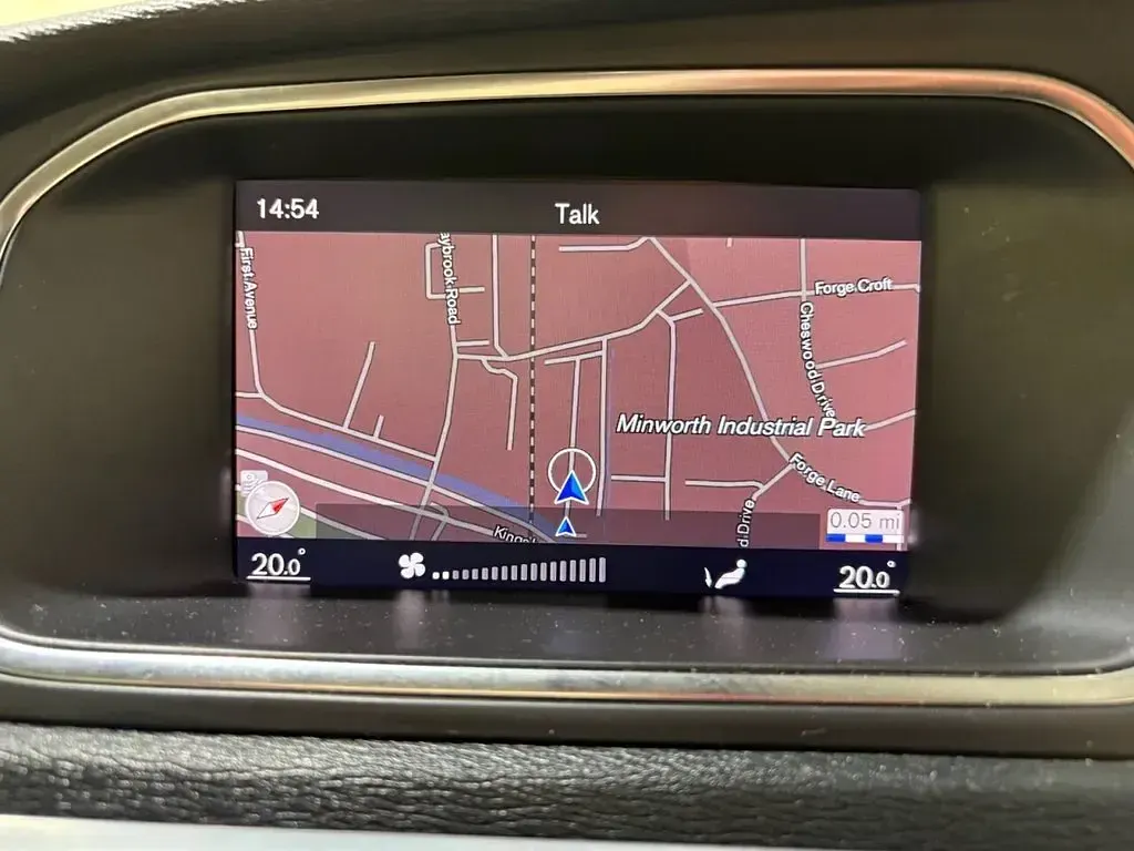 Used Volvo V40 Inscription 152 HP (111 kW) 2018 Blue Hatchback