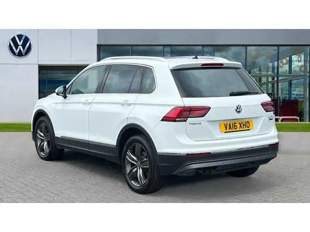 Używany VW Tiguan SEL 150 KM (110 kW) 2016 Biały SUV