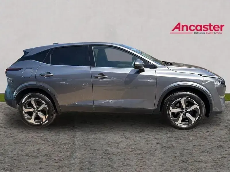 Used Nissan Qashqai N-Connecta 158 HP (116 kW) 2022 Grey SUV