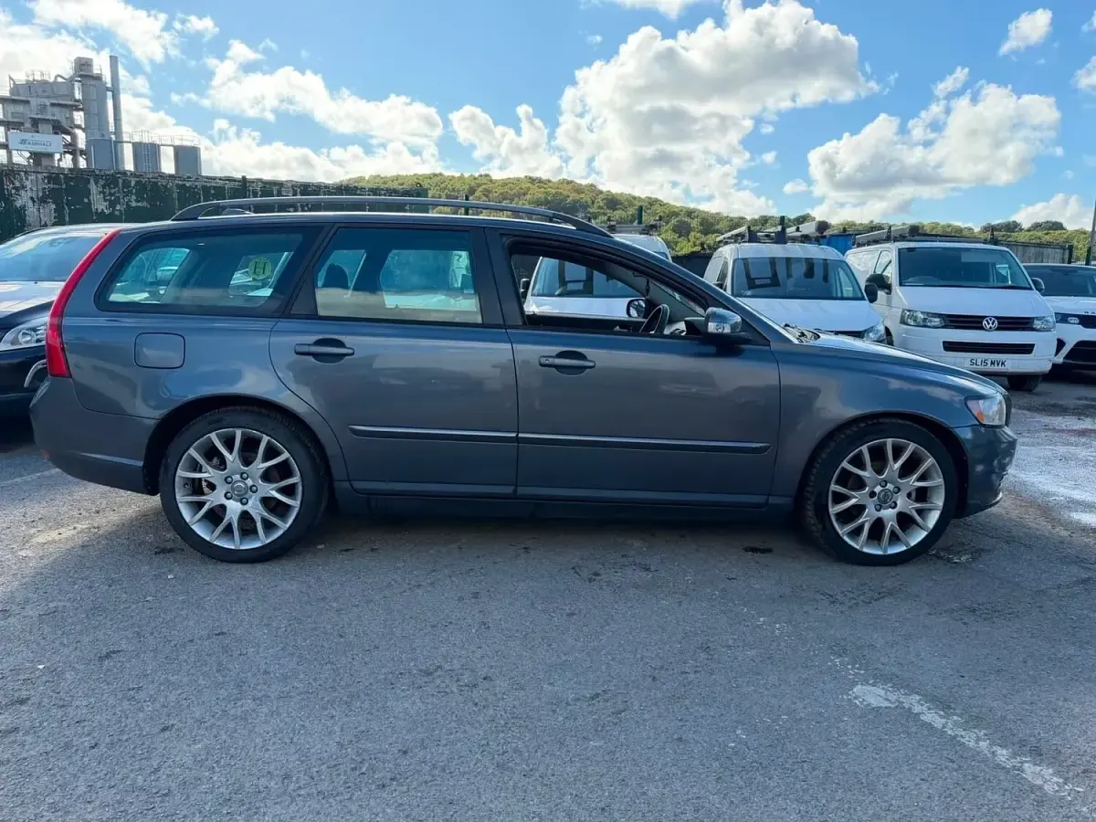 Used Volvo V50 2008 Grey Estate