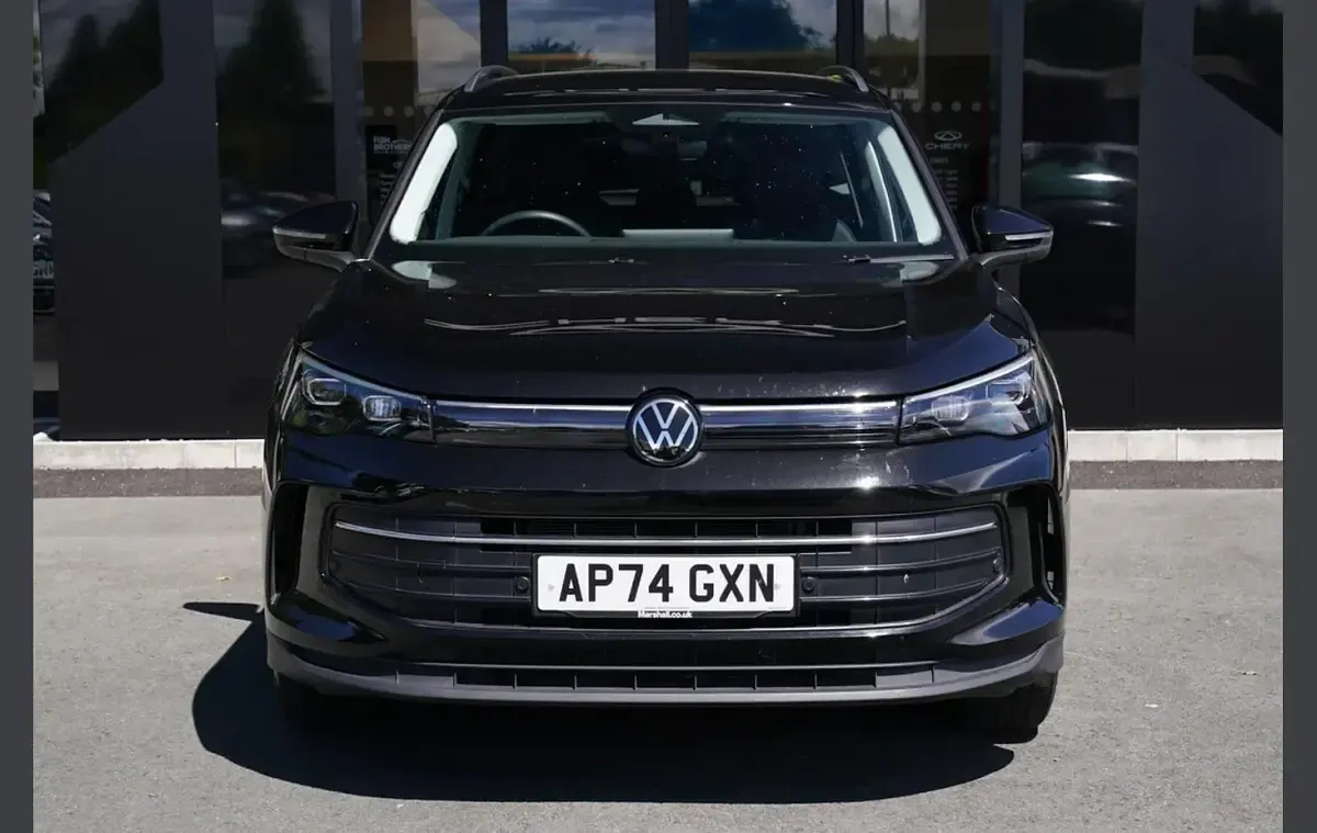 Used VW Tiguan Match 128 HP (94 kW) 2025 Black SUV