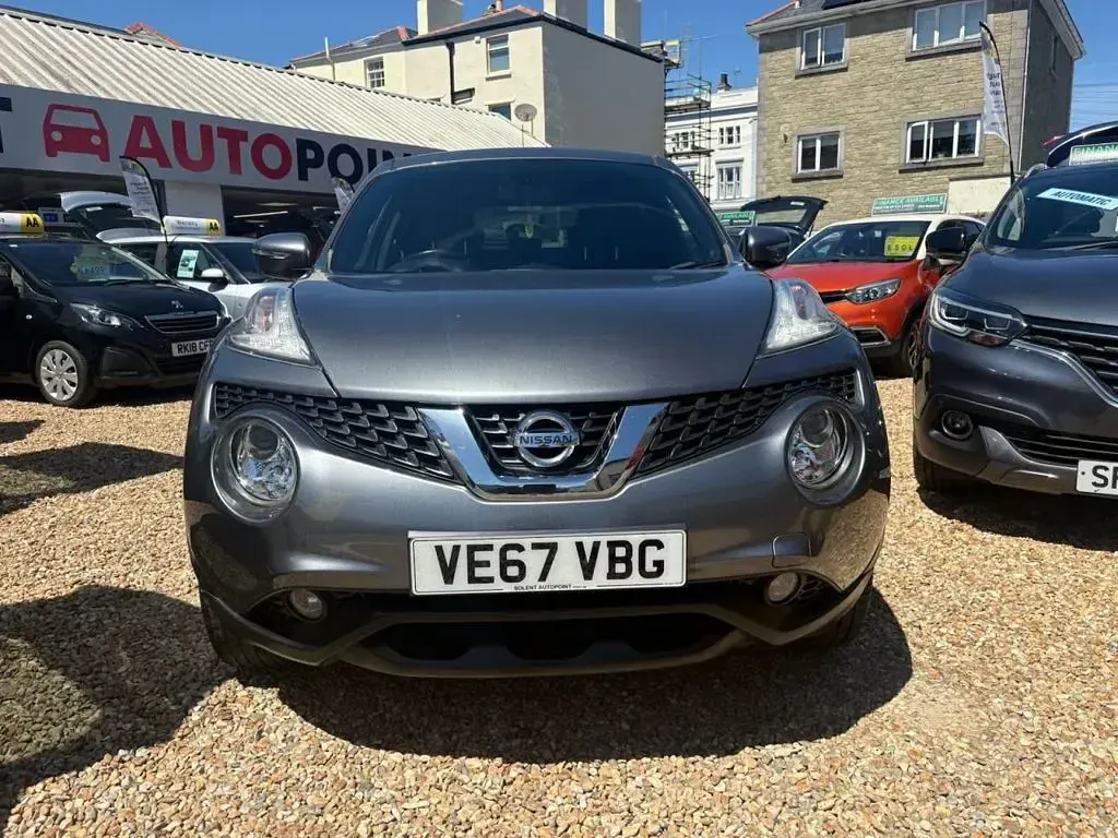 Used Nissan Juke N-Connecta 110 HP (80 kW) 2017 Grey SUV