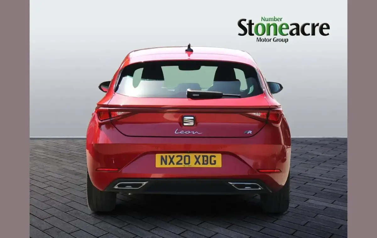 Used Seat Leon FR First Edition 272 HP (200 kW) 2020 Red Hatchback