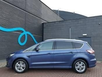 Used Ford S-MAX Titanium 190 HP (139 kW) 2022 Blue MPV