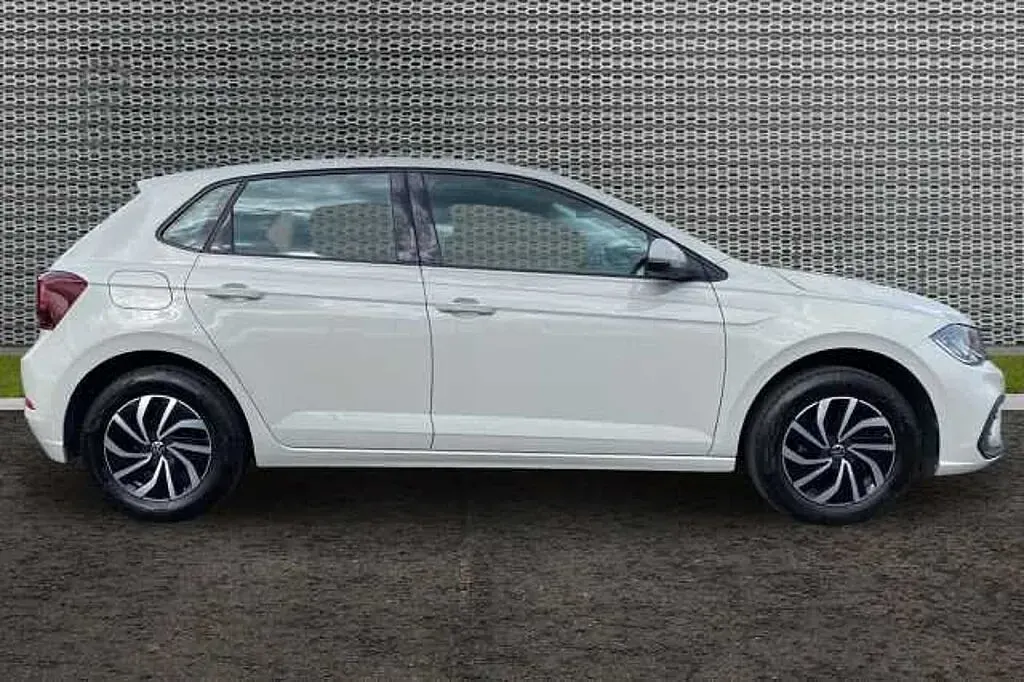Used VW Polo 80 HP (58 kW) 2023 Hatchback