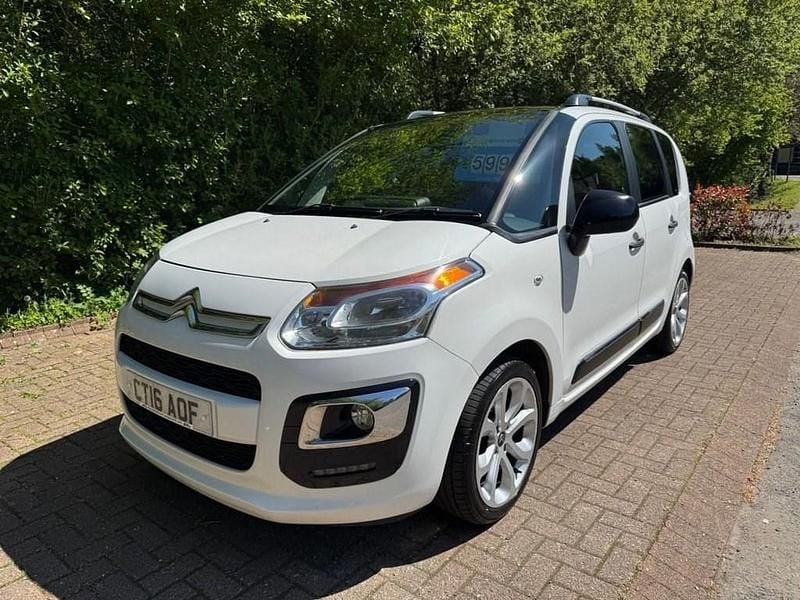 White Used 2016 Citroën C3 Picasso Platinum MPV | £5,995 (Fair price) - Image 1/4