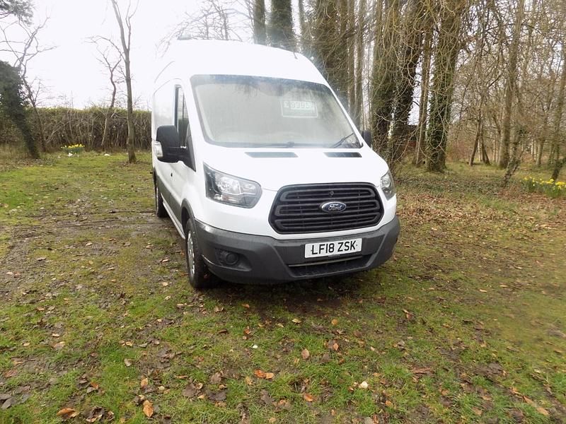 Used Ford Transit 130 HP (95 kW) 2018 White Van