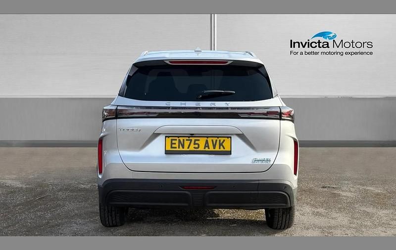 New Chery Tiggo 7 200 HP (147 kW) 2026 Silver SUV