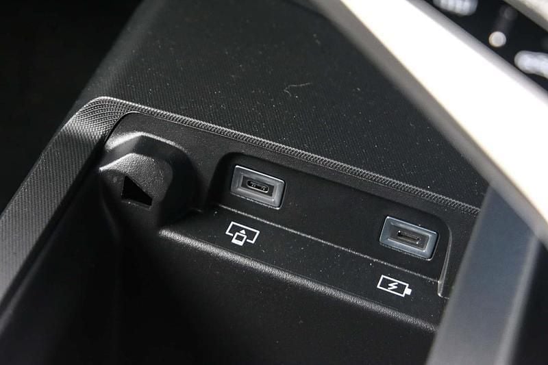 Image 4/4