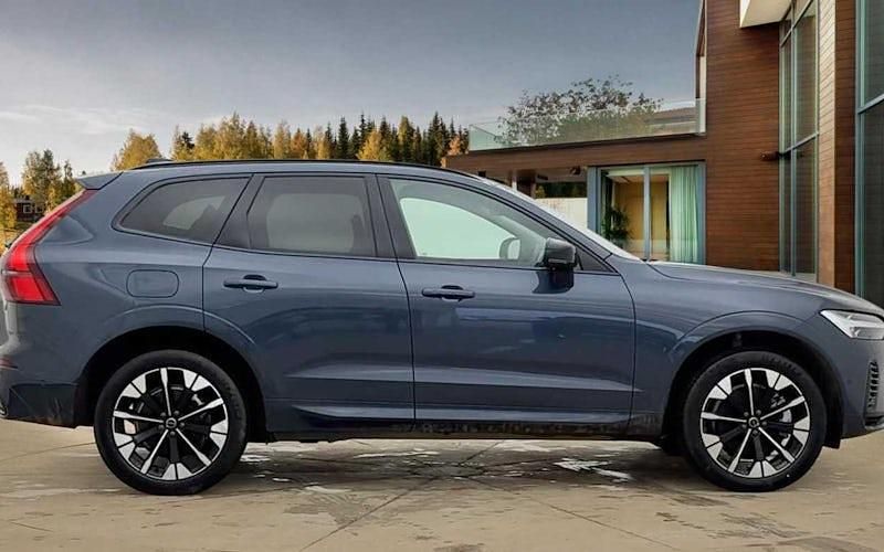 Used Volvo XC60 Ultra 455 HP (334 kW) 2025 Denim blue SUV