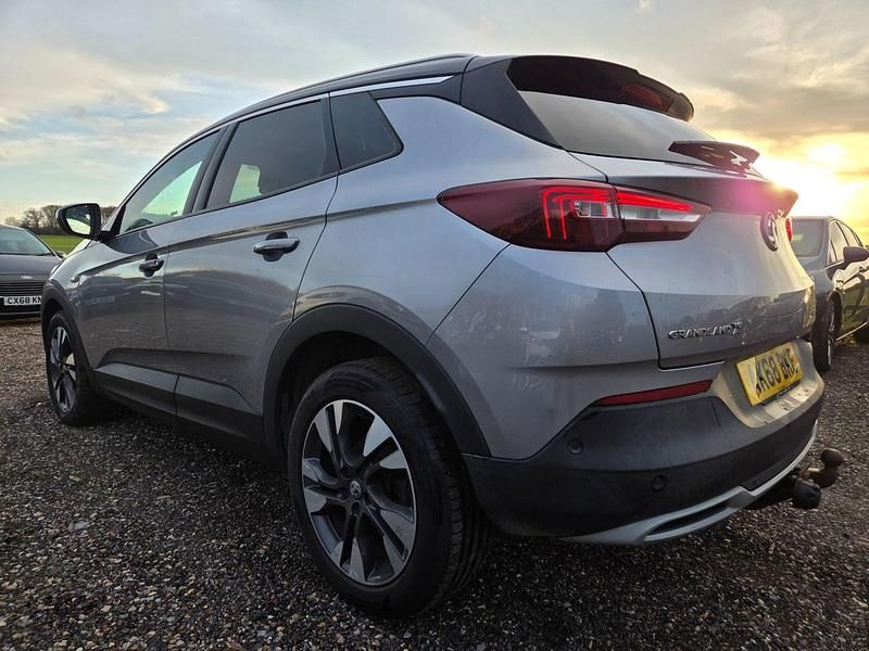 Used Vauxhall Grandland X Sport 2018 Grey SUV