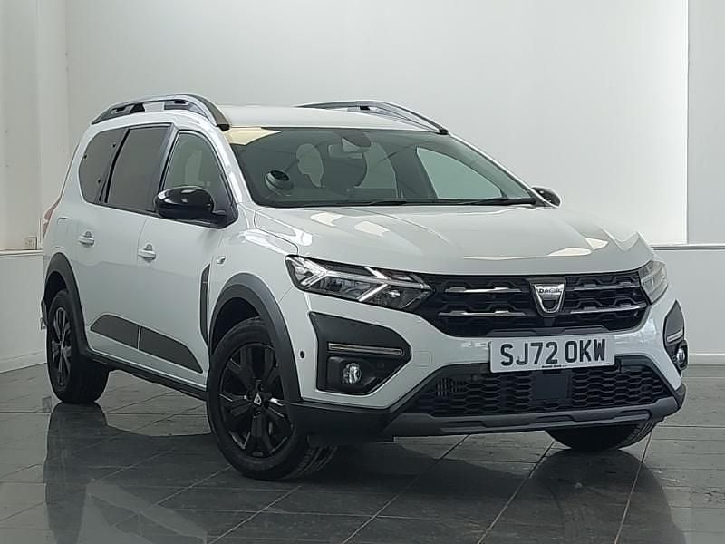 White Used 2022 Dacia Jogger Extreme Estate | £15,498 (Fair price) - Image 1/4