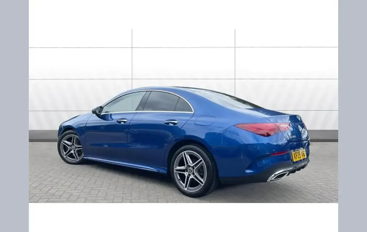 Used Mercedes CLA180 Executive 134 HP (98 kW) 2025 Blue Coupe