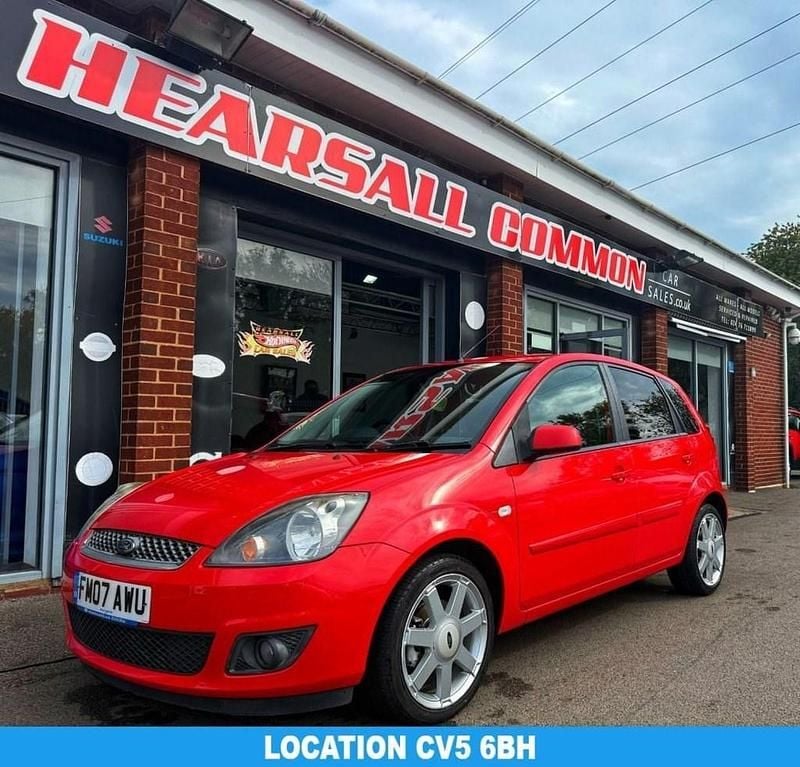 Red Used 2007 Ford Fiesta Zetec Hatchback | £1,500 (Good price) - Image 1/4