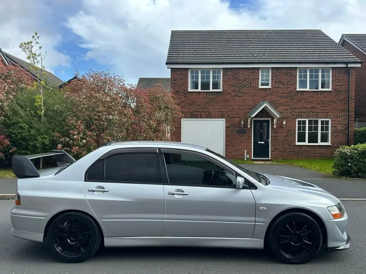 Used Mitsubishi Lancer 2025 Silver Sedan