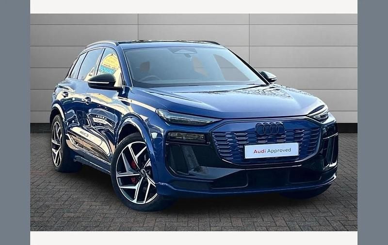 Used Audi Q6 e-tron Advanced 284 kW (387 HP) 2024 Blue SUV