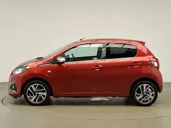 Used Peugeot 108 Collection 72 HP (52 kW) 2021 Red Hatchback