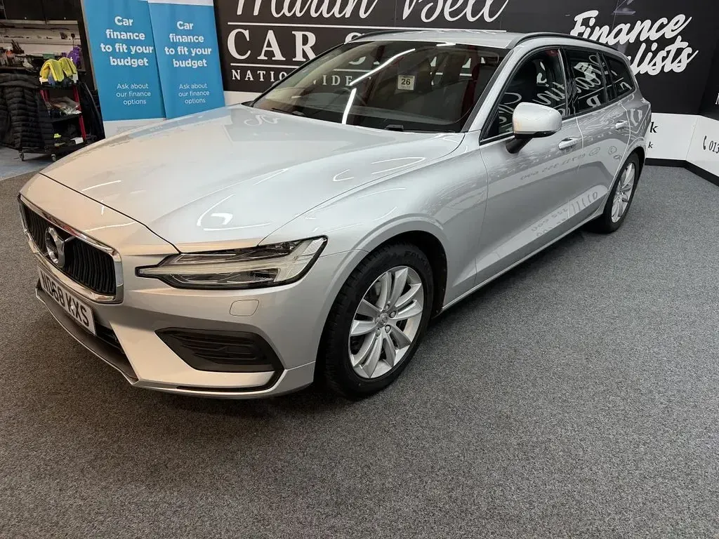 Used Volvo V60 Momentum 2018 Silver Estate