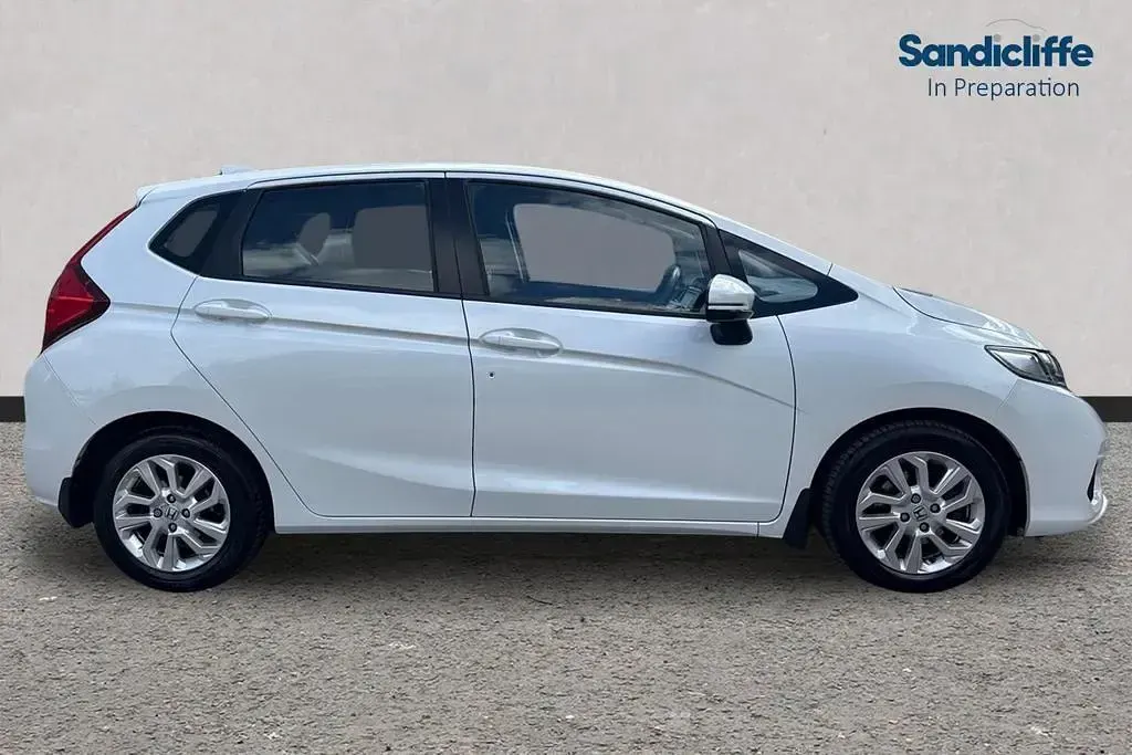 Used Honda Jazz SE 102 HP (75 kW) 2020 Hatchback