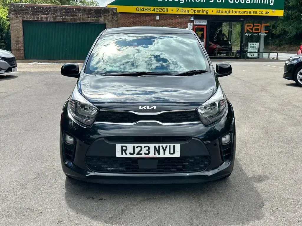 Used Kia Picanto 66 HP (48 kW) 2023 Black Hatchback