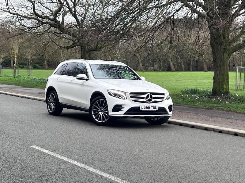 Begagnad Mercedes GLC250 AMG line 2018 Vit SUV