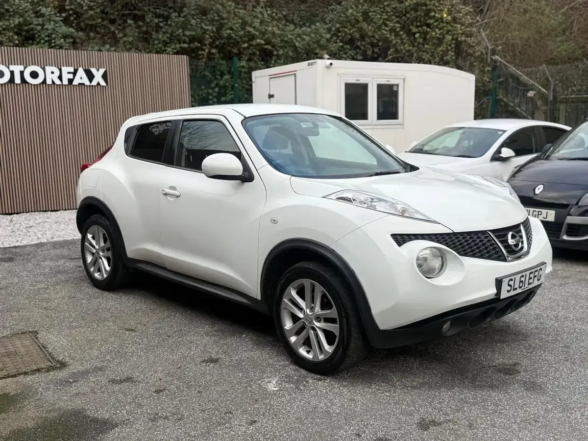 Used Nissan Juke Acenta 110 HP (80 kW) 2011 White SUV