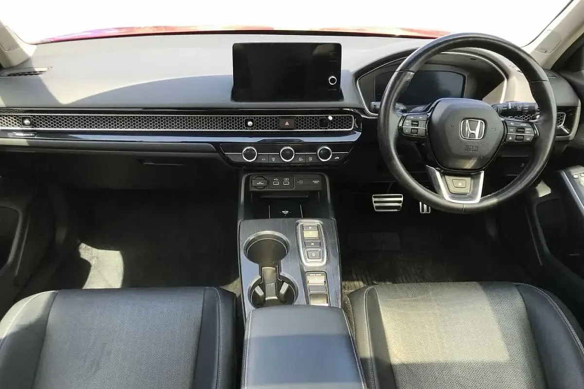 Used Honda Civic Advance 184 HP (135 kW) 2023 Red Hatchback