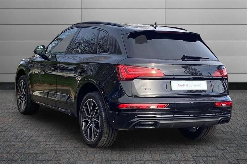 Used Audi Q5 Black Edition 204 HP (150 kW) 2024 Mythos black SUV